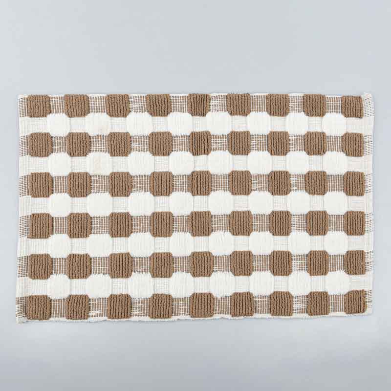 Tapis damier beige ris et blanc