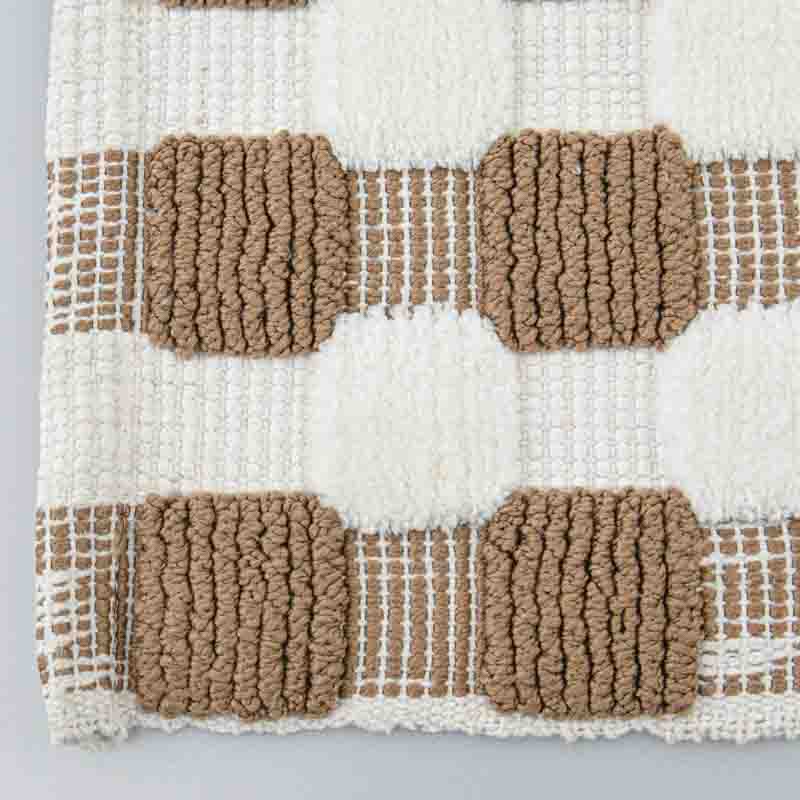 Tapis damier beige ris et blanc