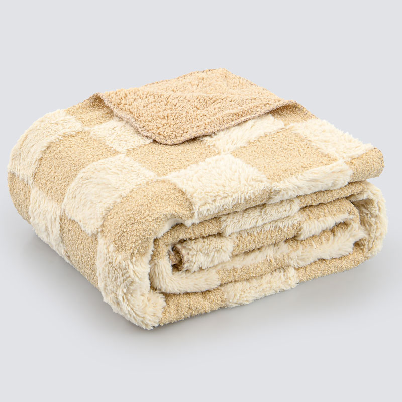 Plaid 'Damier' bouclettes imitation fourrure 