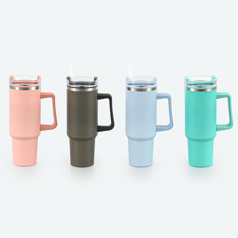Mug avec paille