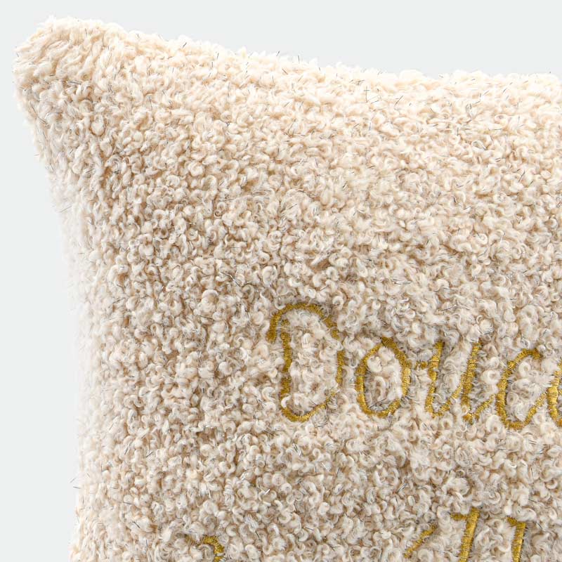Coussin bouclettes 'Douceur pailletée'