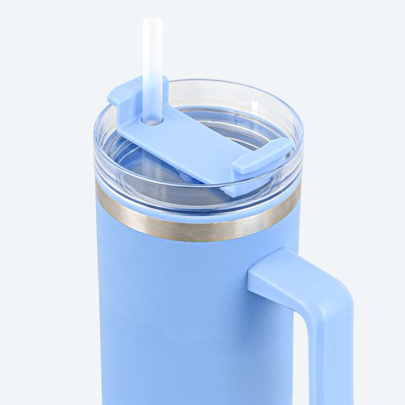 Mug avec paille bleu