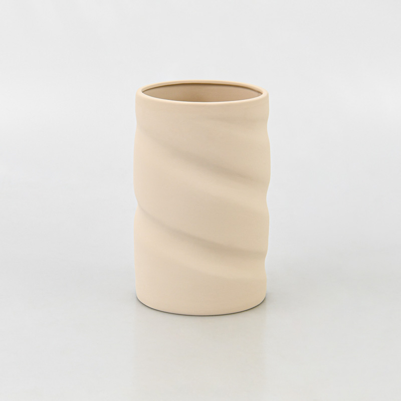 Vase 'Twist' crème