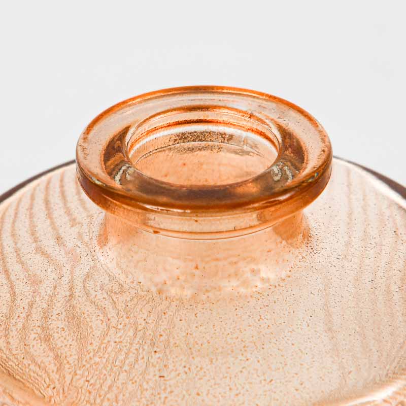 Petit vase strié marron