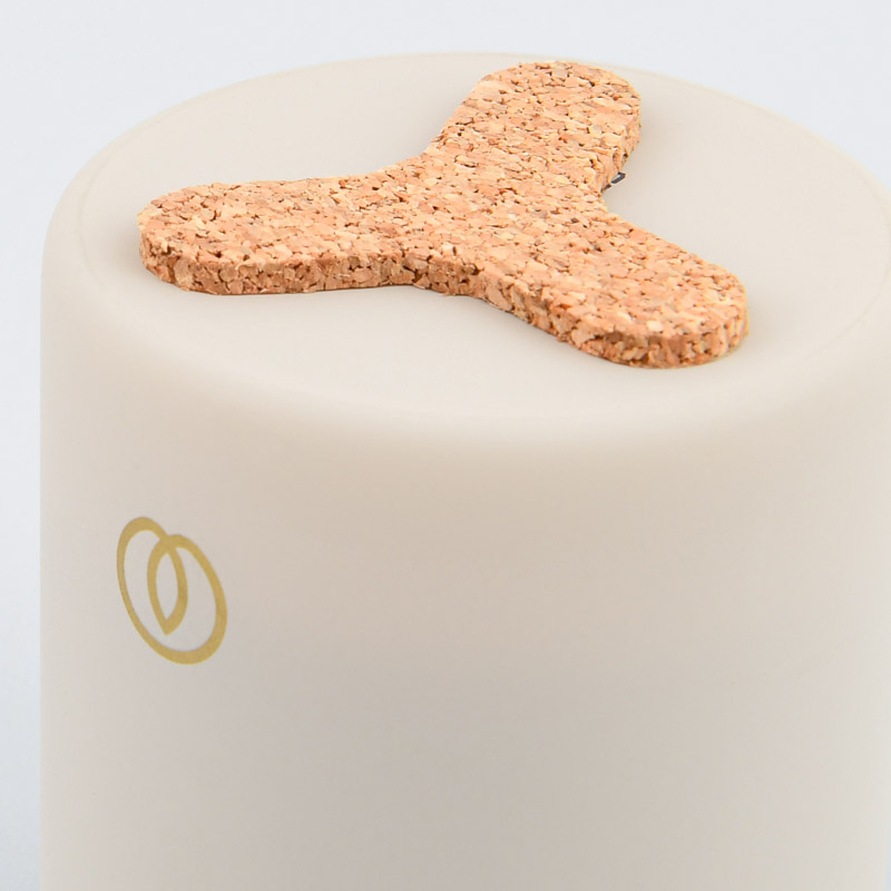 Bougie parfumée 'Glow' fleur de coton et musc