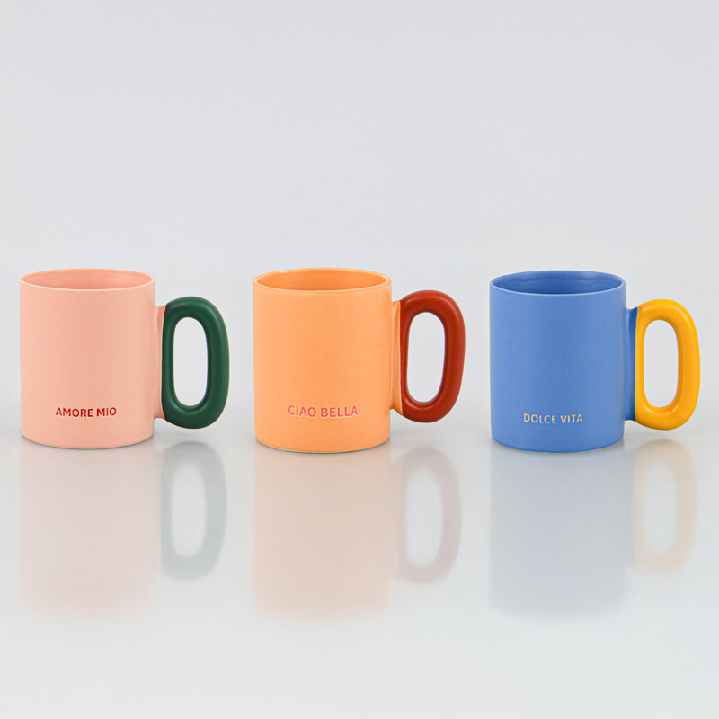 Mug droit coloré 'Dolce Vita' bleu et jaune
