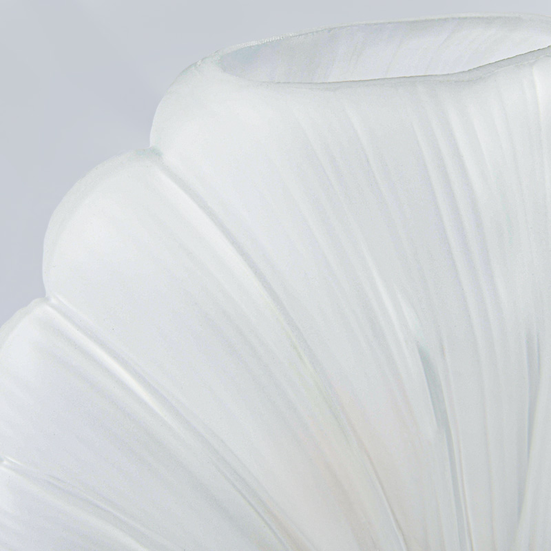 Lampe coquillage 'Bord de Mer' blanche dorée