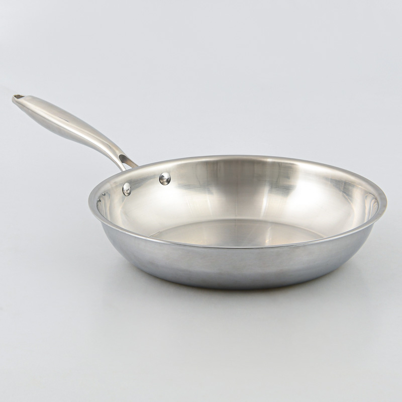 Poêle 'Hera' couleur inox triple fond 