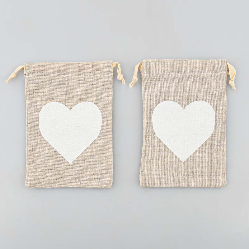 2 sacs petits coeurs en jute