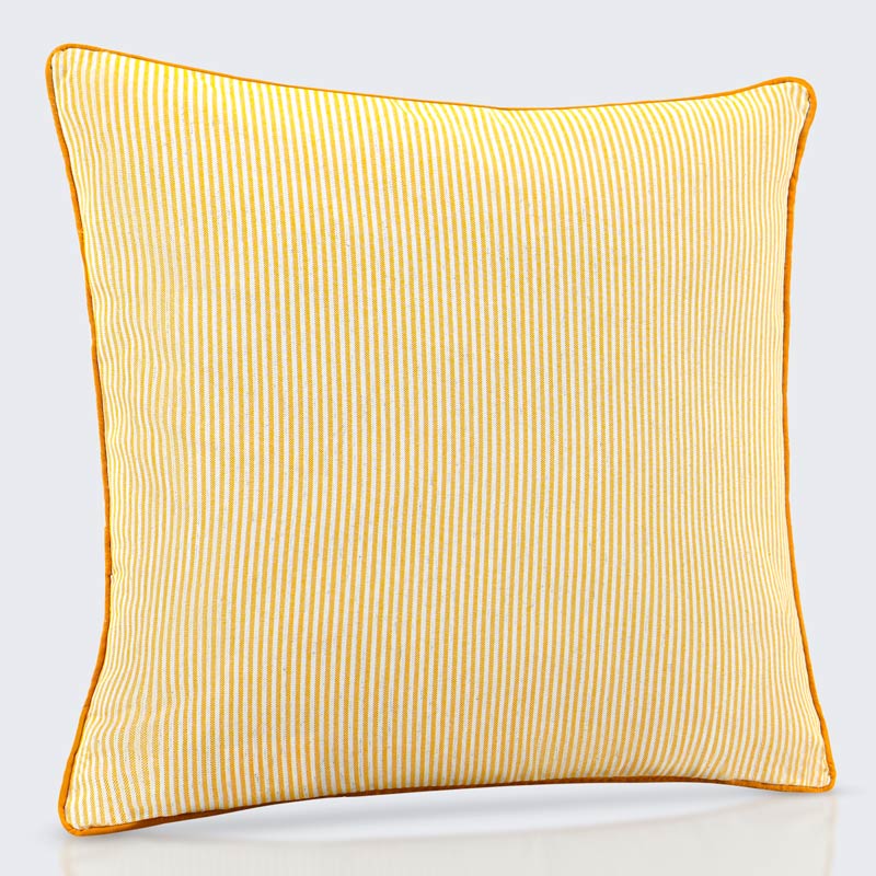 Coussin 'Belie' rayé beige et jaune