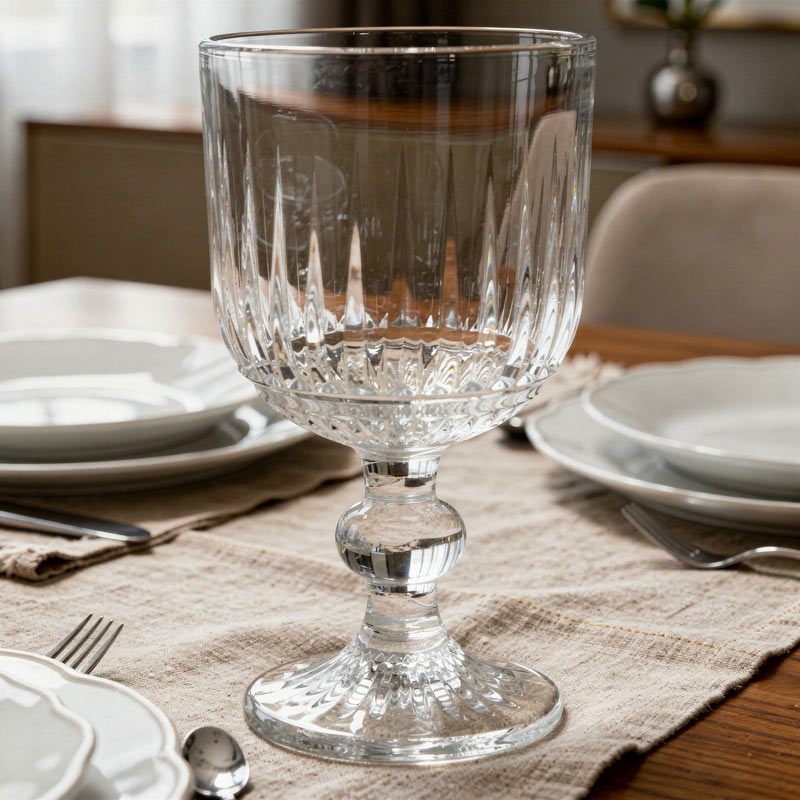 Verre à pied 'Meraya' transparent 24cl