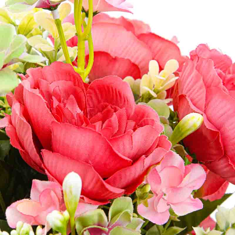 Bouquet haut de pivoines eucalyptus herbacées