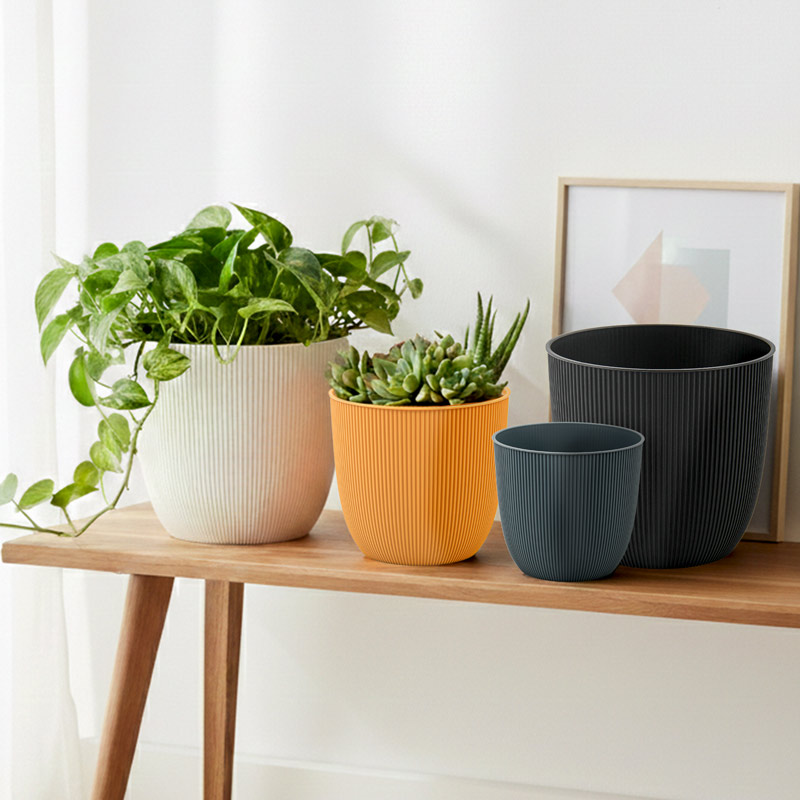 Cache-pot 'Iris' ivoire 2,1L