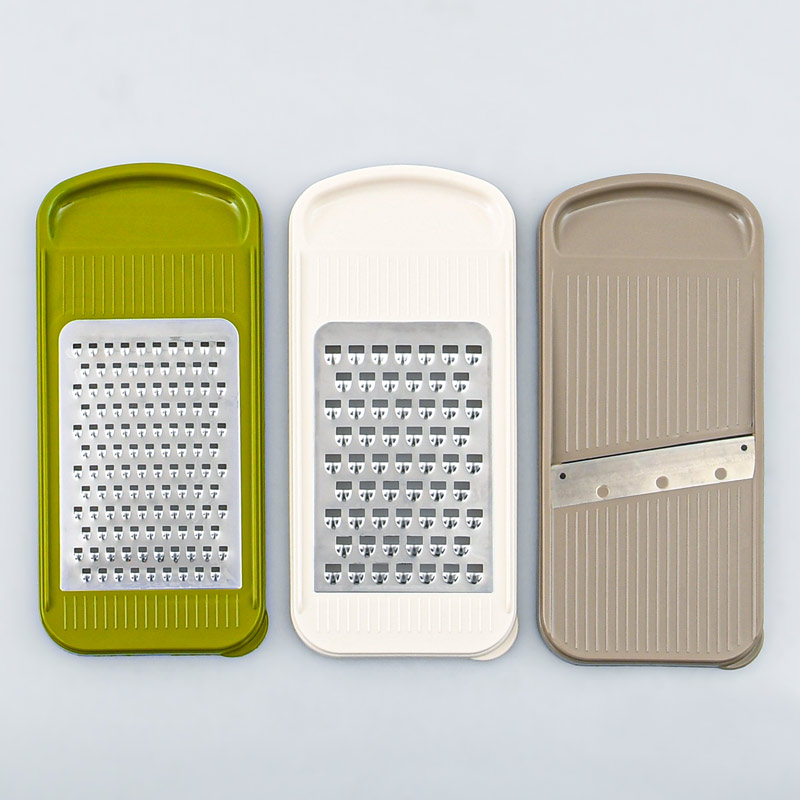 Râpe avec réservoir 3 en 1