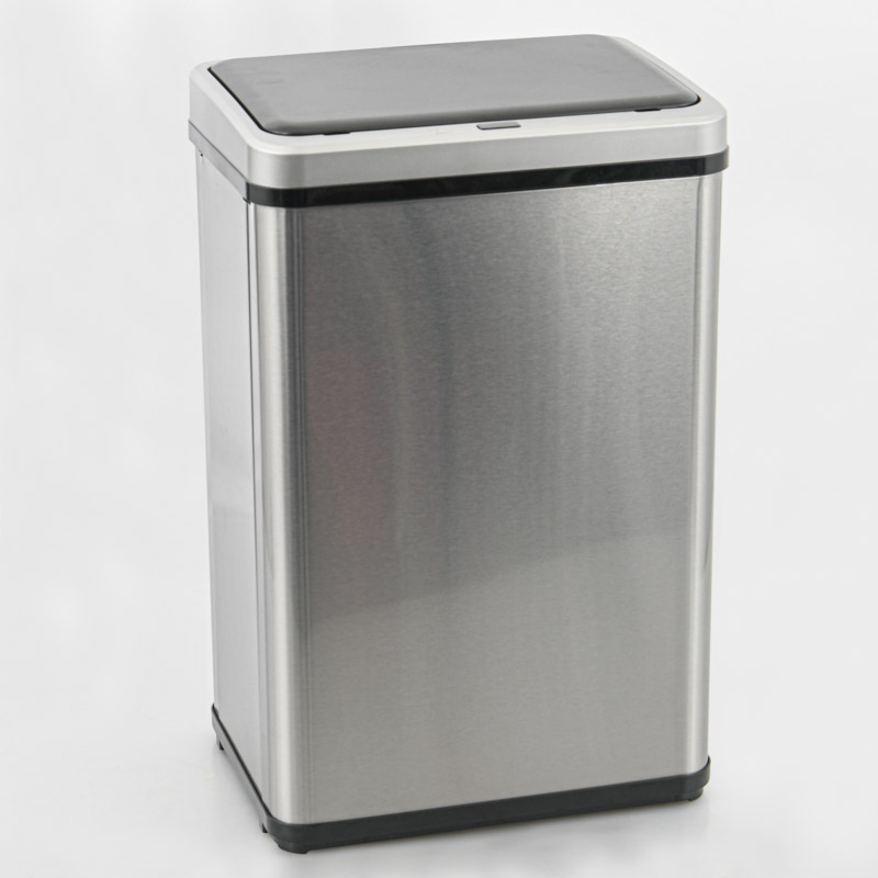 Poubelle à ouverture automatique argent 40L