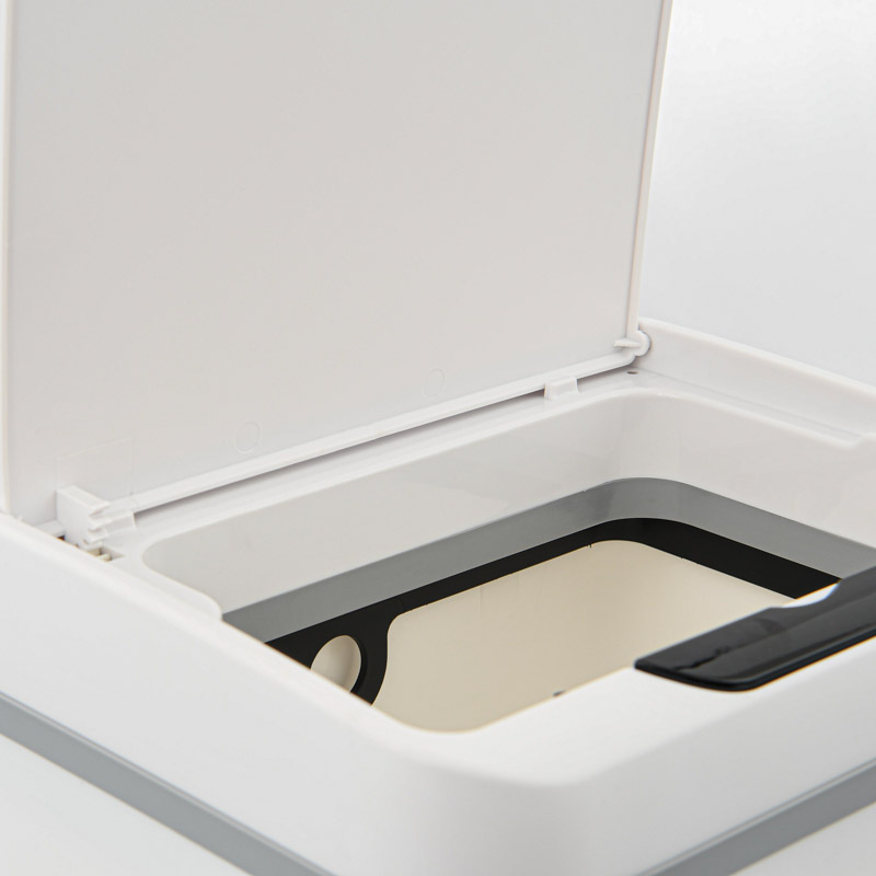 Poubelle à ouverture automatique blanche 9L 