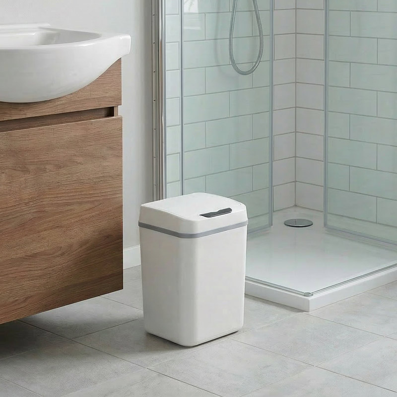 Poubelle à ouverture automatique blanche 9L 