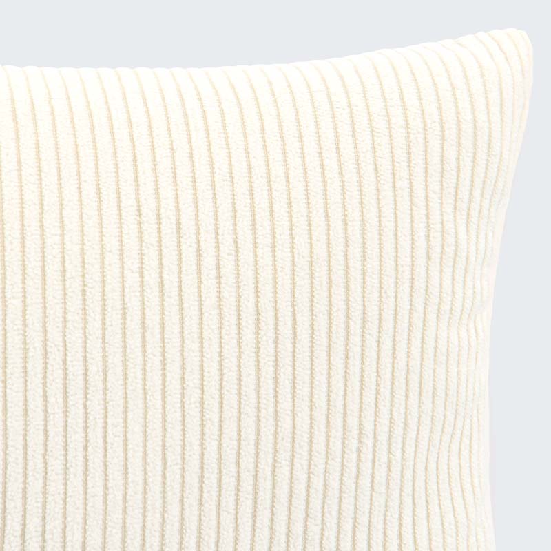 Coussin velours 'Angels' blanc cassé