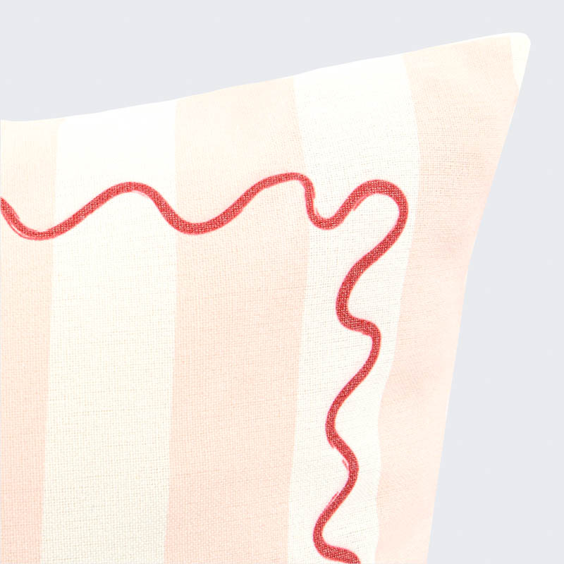 Coussin à rayures 'Ciao Bella' imprimé cerise