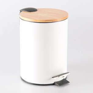 Poubelle de salle de bain